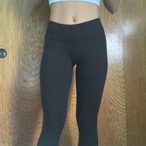 BLACK LUCY LEGGINGS